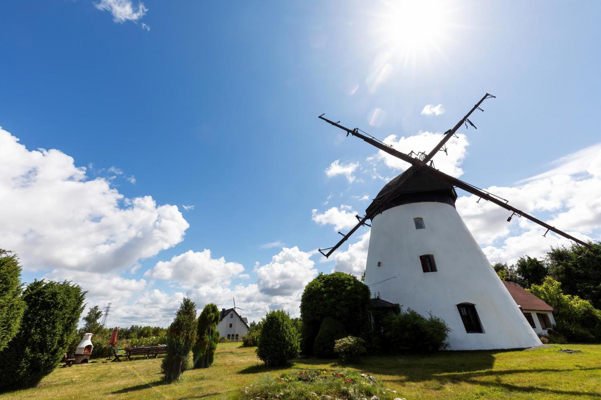 Windmill Vacation Home In Ledzin Near Baltic Sea Niechorze Oda fotoğraf